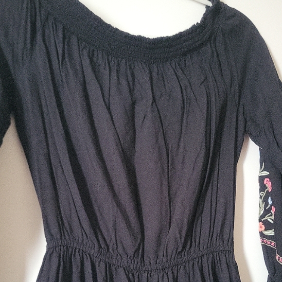 Hollister Black Dress with Floral Embroidery - Picture 10 of 11